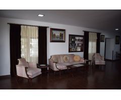 ESPECTACULAR CHALET CERCANO AL HOSPITAL