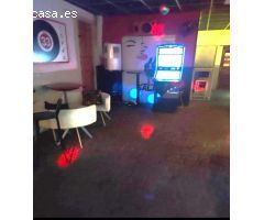 OPORTUNIDAD!!  de compra Bar de Copas en el  centro del Puerto