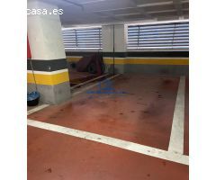 Plaza en venta Avenida de la Sanidad Publica