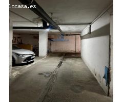 Plaza de garaje para coche pequeño en paseo marítimo