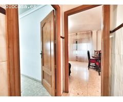 Casa con Local Comercial y piso.