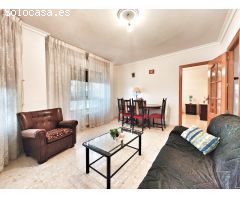 Casa con Local Comercial y piso.