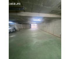 Plaza de parking para coche, al lado de Port dAro.