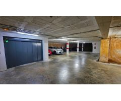 Plaza de parking en venta, zona Rambla Generalitat