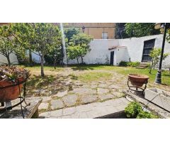 Vivienda tipo dúplex situada a 300 metros del Paseo del Mar.