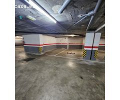 Plaza de parking en alquiler situada en la playa de Sant Pol