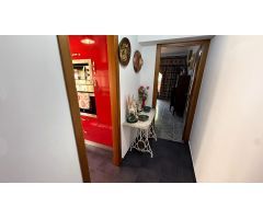¡Oportunidad en La Pedrera! Piso con balcón, cerca de todo