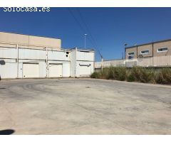 Se vende parcela con nave