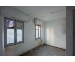 ático duplex para reformar por completo en un edificio emblemático en Valencia