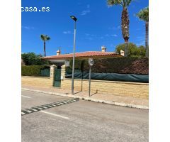 Chalet en Alquiler en Alfaz del Pí / LAlfàs Del Pi, Alicante