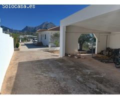 Chalet en Venta en Callosa dEn Sarria, Alicante