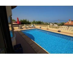 Chalet en Alquiler en Calpe / Calp, Alicante