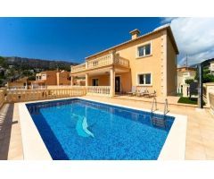 Chalet en Alquiler en Calpe / Calp, Alicante