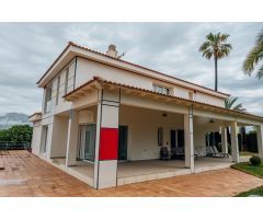 Chalet en Alquiler en Alfaz del Pí / LAlfàs Del Pi, Alicante