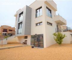 Chalet en Venta en la Nucia, Alicante