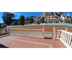 Chalet en Venta en Polop de la Marina, Alicante