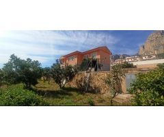 Chalet en Venta en Polop de la Marina, Alicante