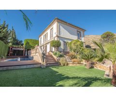 Chalet en Alquiler en Finestrat, Alicante