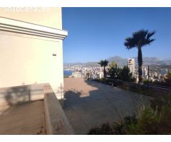 Villa de Lujo en Venta en Benidorm, Alicante