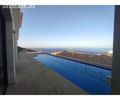 Villa de Lujo en Venta en Benidorm, Alicante