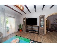 Chalet en Venta en Parcent, Alicante