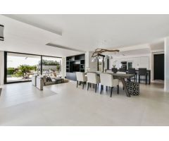 Villa de Lujo en Venta en Alfaz del Pí / LAlfàs Del Pi, Alicante