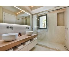 Villa de Lujo en Venta en Alfaz del Pí / LAlfàs Del Pi, Alicante