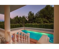 Chalet en Venta en Alfaz del Pí / LAlfàs Del Pi, Alicante