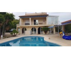 Chalet en Venta en la Nucia, Alicante