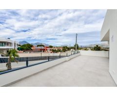 Chalet en Venta en Alfaz del Pí / LAlfàs Del Pi, Alicante