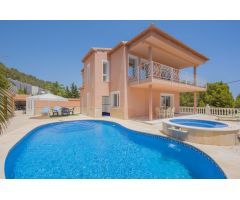 Chalet en Venta en Calpe / Calp, Alicante