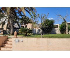 Chalet en Venta en Teulada, Alicante