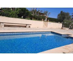 Chalet en Venta en Teulada, Alicante