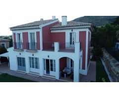 Chalet en Alquiler en Finestrat, Alicante