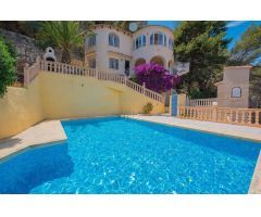 Chalet en Alquiler en Calpe / Calp, Alicante