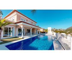 Chalet en Alquiler en Rada de Moraira, Alicante
