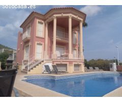 Chalet en Alquiler en Calpe / Calp, Alicante
