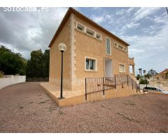 Chalet en Alquiler en Calpe / Calp, Alicante