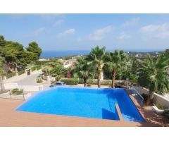 Villa de Lujo en Alquiler en Teulada, Alicante