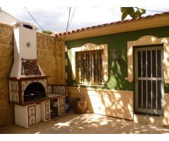 Chalet en Alquiler en la Nucia, Alicante