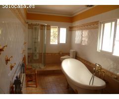 Chalet en Alquiler en la Nucia, Alicante