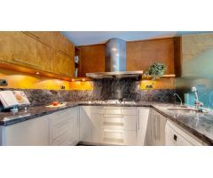 Villa de Lujo en Venta en Barcelona, Barcelona