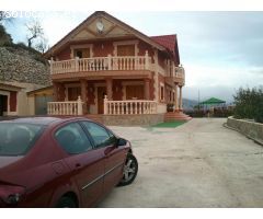Chalet en Venta en Confrides, Alicante