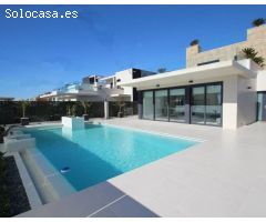Villa de Lujo en Venta en Dehesa de campoamor, Alicante