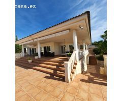 Chalet en Alquiler en la Nucia, Alicante
