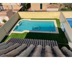 ¡¡MAGNÍFICO CHALET EN PRIMERA LÍNEA DE PLAYA EN CHIPIONA!!