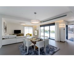 Chalet en Venta en Orihuela Costa, Alicante
