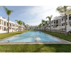 Apartamento en Venta en Urbanizacion los Balcones, Alicante