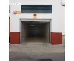PLAZA DE GARAJE SUBTERRANEO CON ELEVADOR