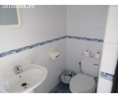 Nave industrial 200m con baño, barra y oficina.